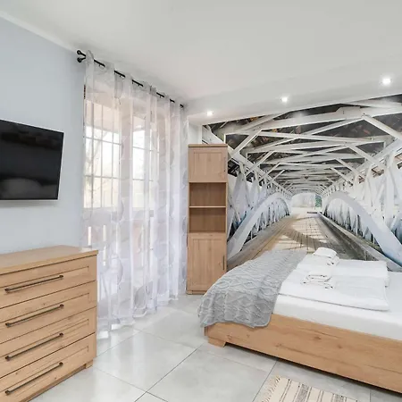Charming With Parking And Balcony In By Renters Appartamento Karpacz