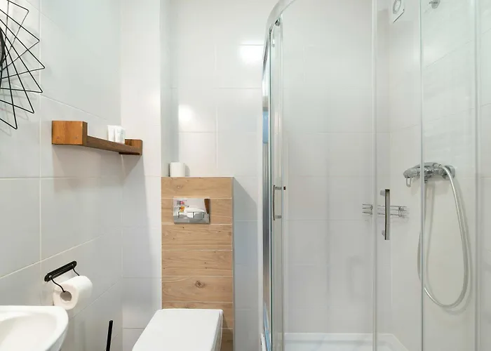 Charming With Parking And Balcony In By Renters Apartamento *