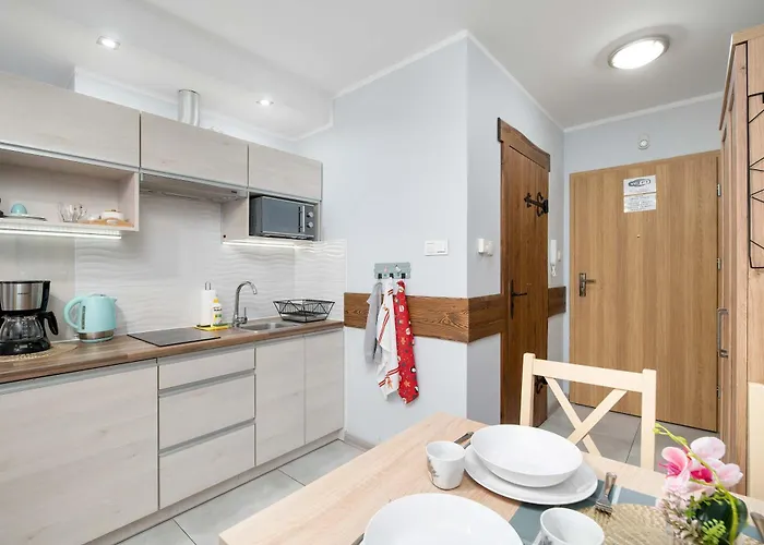 Charming With Parking And Balcony In By Renters * Karpacz